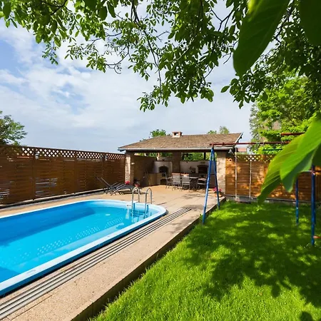 Lubi Apartmán Balatonboglár